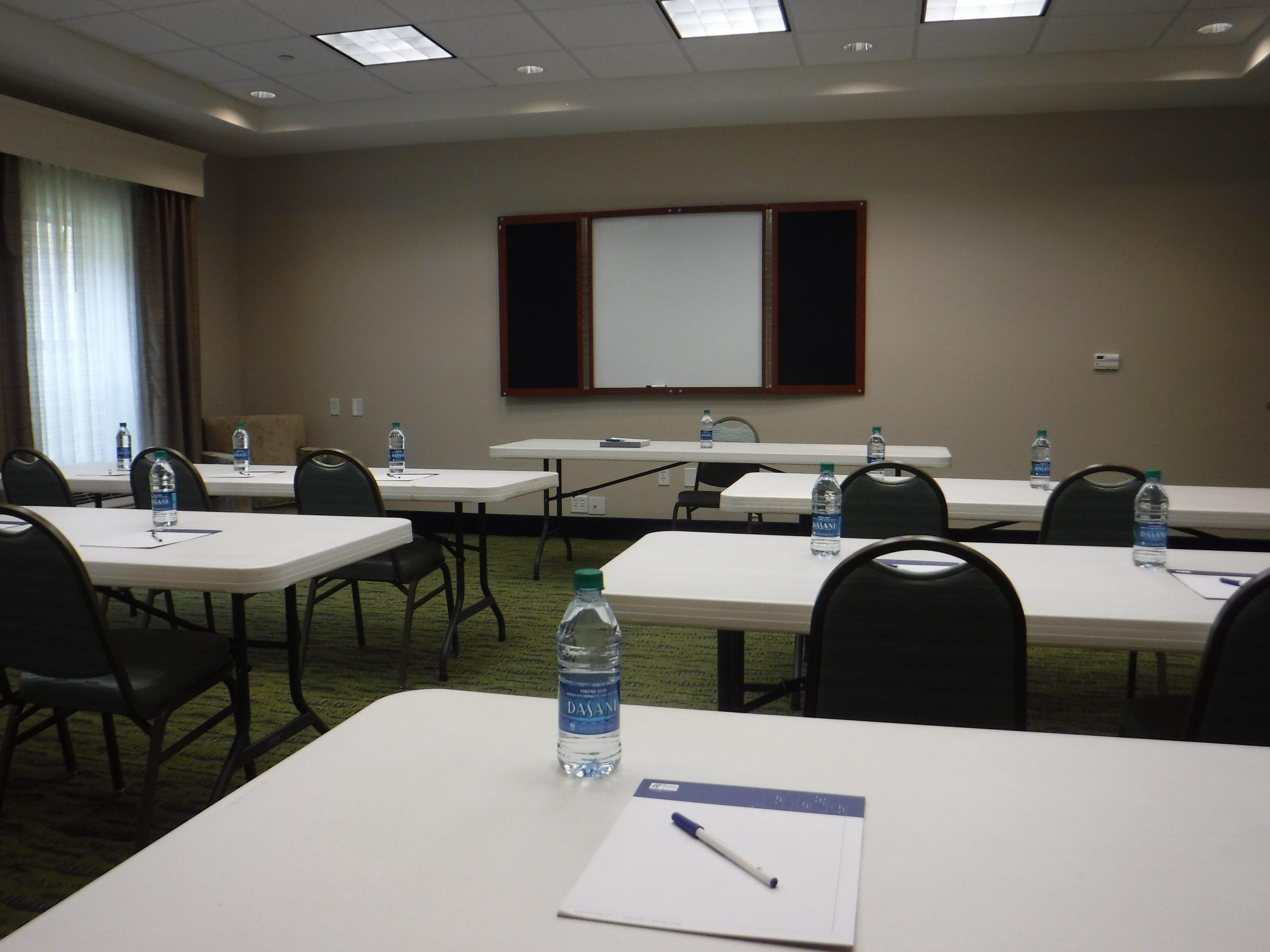 Holiday Inn Express West Jefferson By Ihg Eksteriør bilde