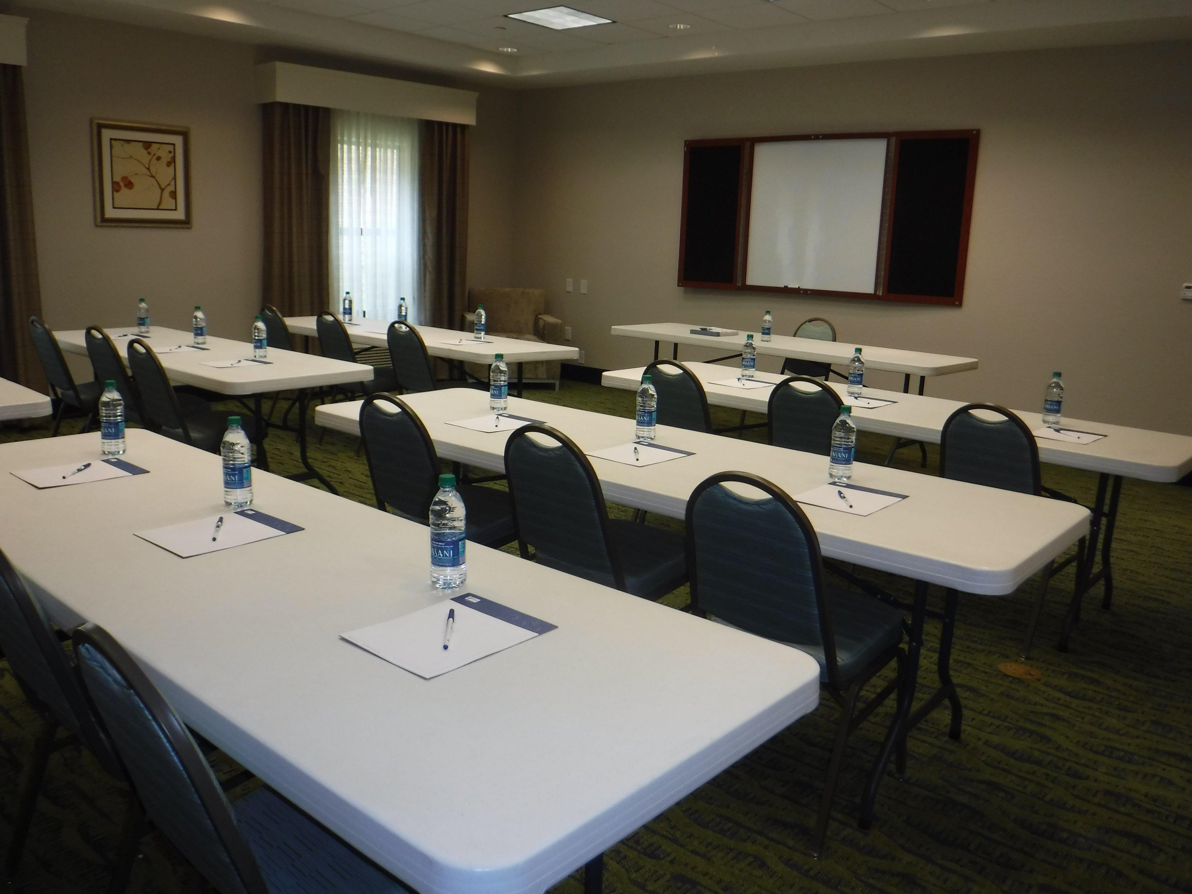 Holiday Inn Express West Jefferson By Ihg Eksteriør bilde