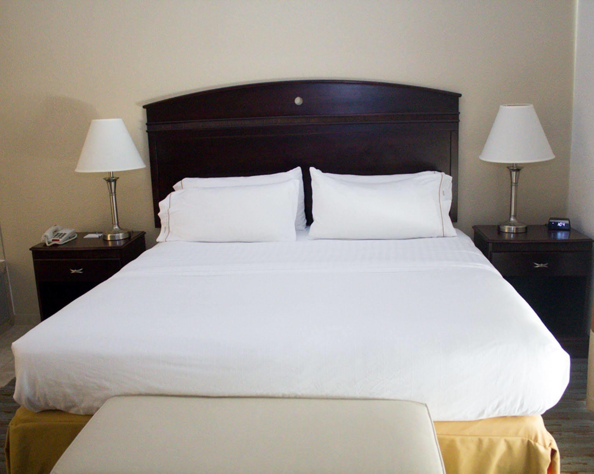 Holiday Inn Express West Jefferson By Ihg Eksteriør bilde